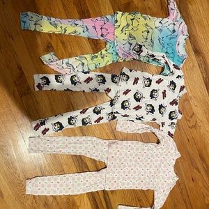 Gap girls pajamas, 5 years old